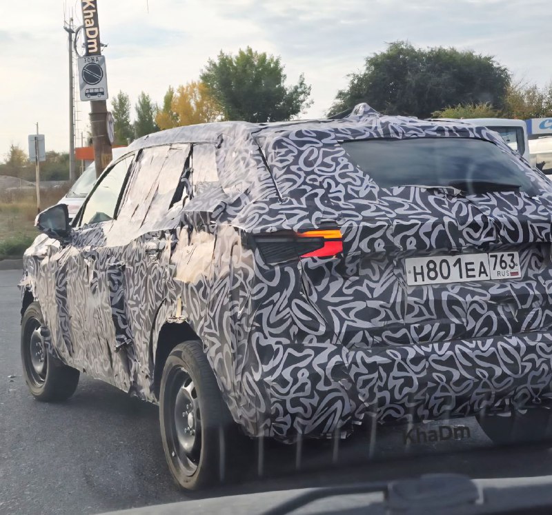 На испытаниях замечен новый кроссовер LADA Azimut: дата запуска и характеристики