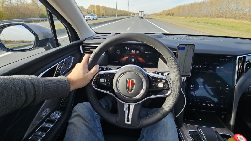 Обзор нового Hongqi HS7 в России: характеристики и цены Обзор нового Hongqi HS7 в России: характеристики и цены