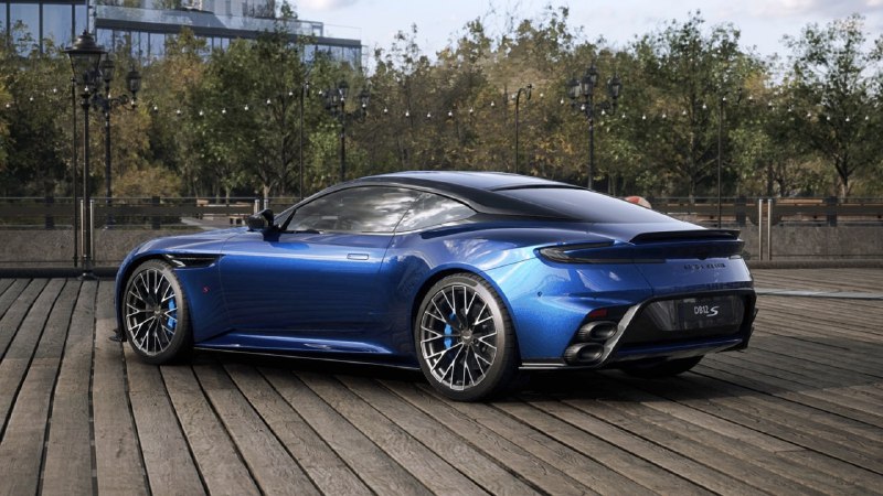 Aston Martin анонсирует новый спортивный гиперкар DB12 S с 700-сильным двигателем Aston Martin анонсирует новый спортивный гиперкар DB12 S с 700-сильным двигателем