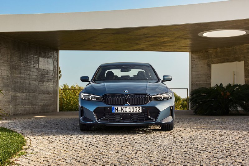 BMW обошёл Mercedes-Benz по объёмам продаж в третьем квартале 2024 года BMW обошёл Mercedes-Benz по объёмам продаж в третьем квартале 2024 года