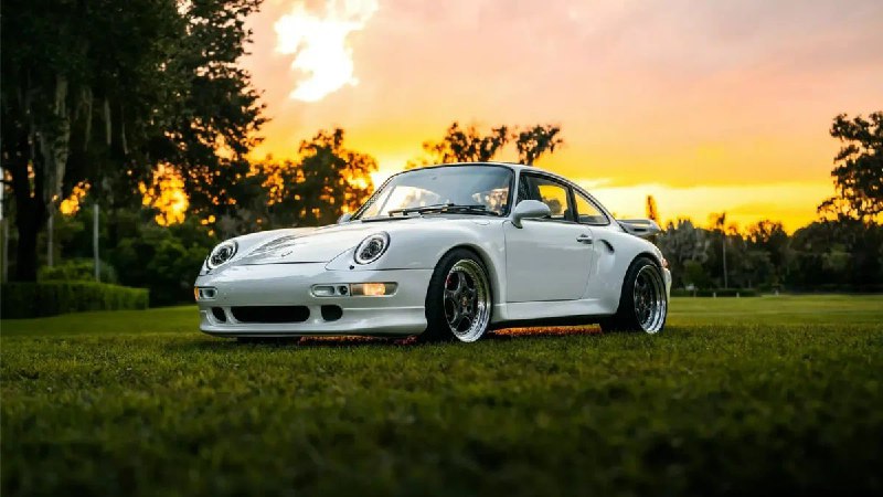 Модернизированный Porsche 911 поколение 993 от английских специалистов Модернизированный Porsche 911 поколение 993 от английских специалистов