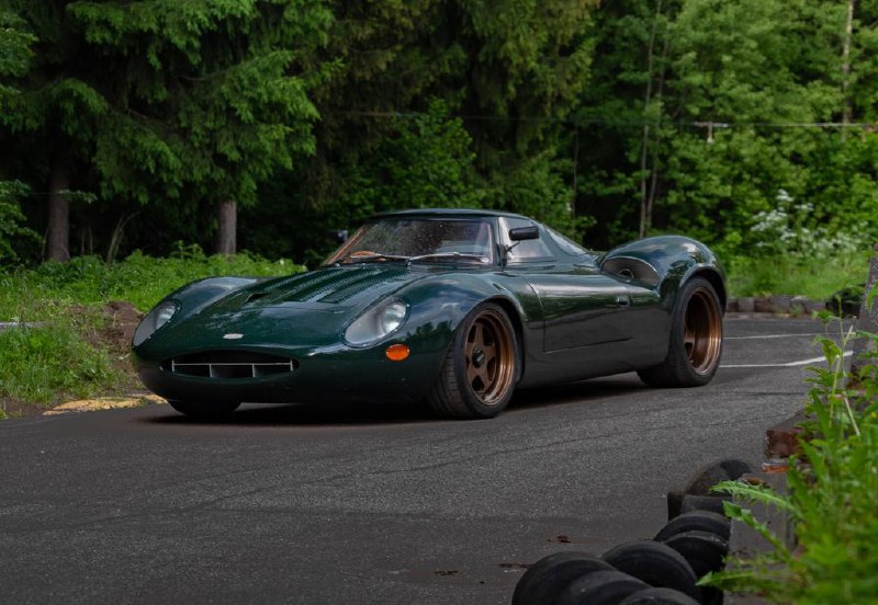 Редчайший спортивный автомобиль Jaguar XJ13, связанный с Джоном Синой, теперь в России Редчайший спортивный автомобиль Jaguar XJ13, связанный с Джоном Синой, теперь в России