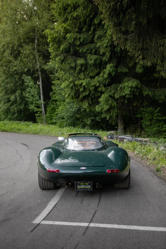 Редчайший спортивный автомобиль Jaguar XJ13, связанный с Джоном Синой, теперь в России Редчайший спортивный автомобиль Jaguar XJ13, связанный с Джоном Синой, теперь в России