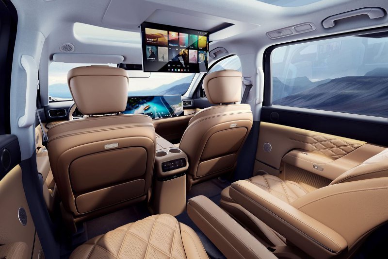 Chery анонсировала гибридный флагманский кроссовер Fulwin T11 с передовыми технологиями