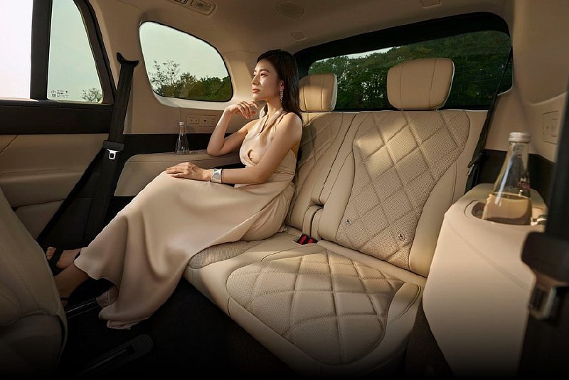 Chery анонсировала гибридный флагманский кроссовер Fulwin T11 с передовыми технологиями
