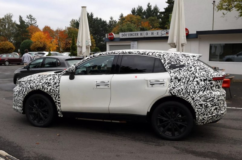 Разработка нового поколения Toyota Harrier: ожидаемый кросс-купе 2027 года Разработка нового поколения Toyota Harrier: ожидаемый кросс-купе 2027 года