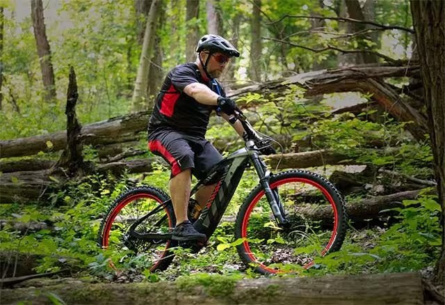 Audi представила новое поколение электровелосипеда eMTB 2.0 Audi представила новое поколение электровелосипеда eMTB 2.0