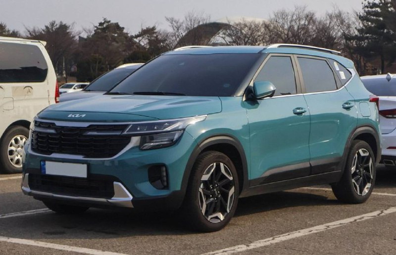 Изменение цен на Kia Seltos в российских автосалонах