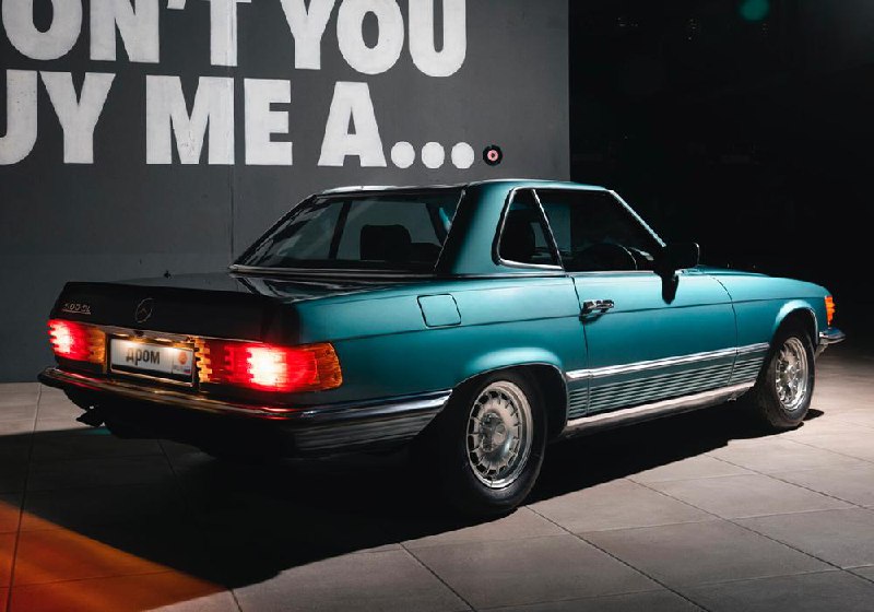 Редкий Mercedes-Benz 500SL 1983 года сохранился в идеальном состоянии с уникальной историей Редкий Mercedes-Benz 500SL 1983 года сохранился в идеальном состоянии с уникальной историей