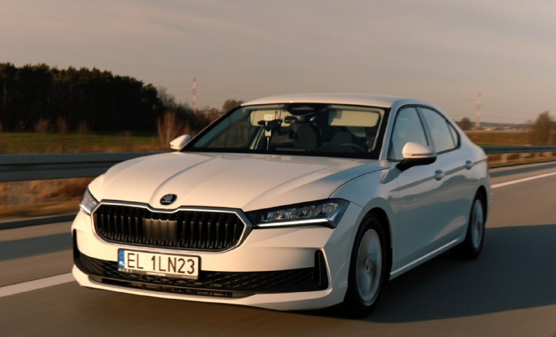 Рекордный пробег на одном баке: Skoda Superb проехала 2831 км без дозаправки