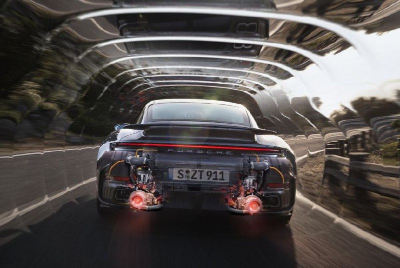 Porsche запатентовала уникальный двигатель W18: новые технические решения Porsche запатентовала уникальный двигатель W18: новые технические решения