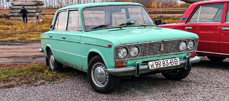 Ретроспектива советской автотехники и авиации у Воронежа