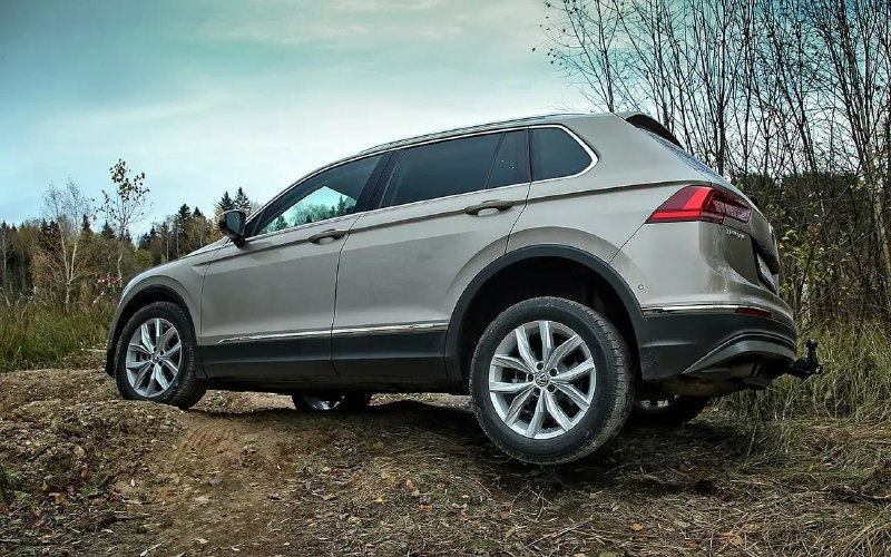 Обзор Volkswagen Tiguan II: особенности, преимущества и недостатки Обзор Volkswagen Tiguan II: особенности, преимущества и недостатки