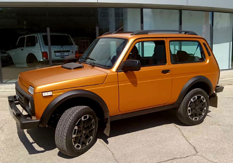 Раскрыты объемы продаж LADA Niva Sport за полгода Стало известно, сколько автомобилей LADA Niva Sport продано с момента выхода модели на рынок в апреле 2025 года.По словам сотрудника пресс-службы АВТОВАЗа Стаса Березия, за полгода реализовано 200 экземпляров Niva Sport.
