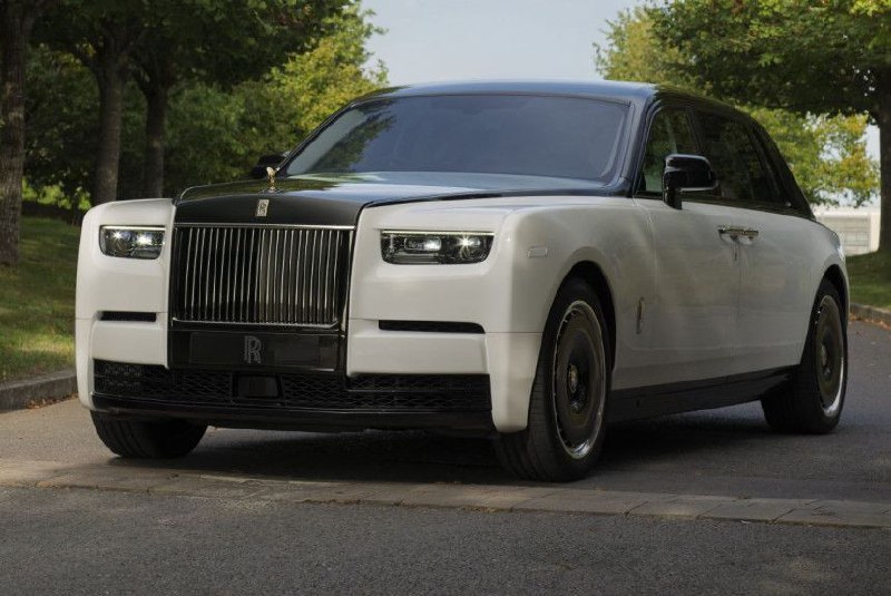 Роскошный юбилей: уникальная версия Rolls-Royce Phantom к 100-летию модели Роскошный юбилей: уникальная версия Rolls-Royce Phantom к 100-летию модели