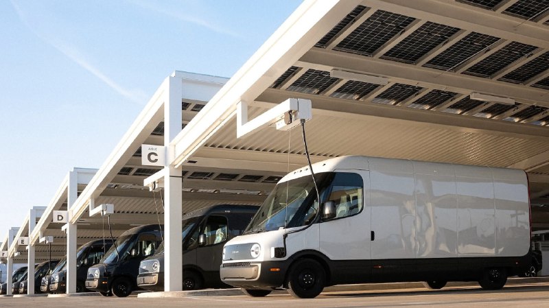 Rivian сокращает штат и ищет пути выживания на рынке электромобилей Rivian сокращает штат и ищет пути выживания на рынке электромобилей