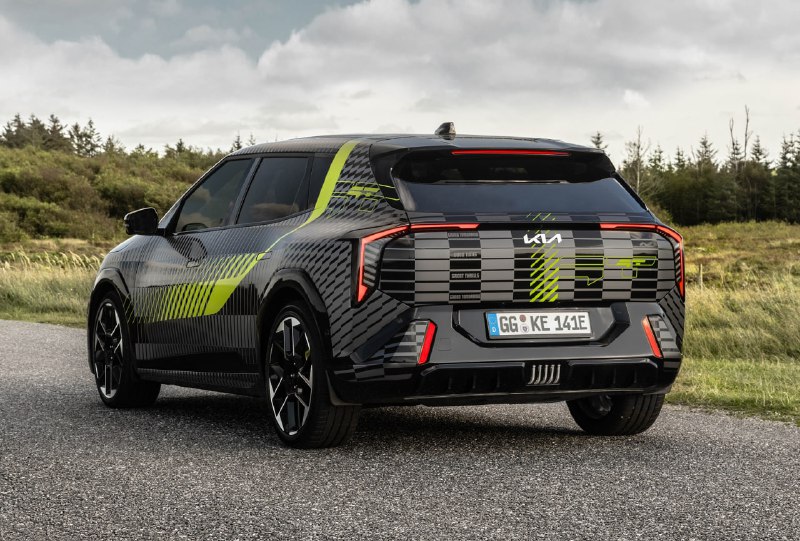 Kia анонсирует выпуск спортивной версии электрохэтчбека EV4 GT в 2026 году