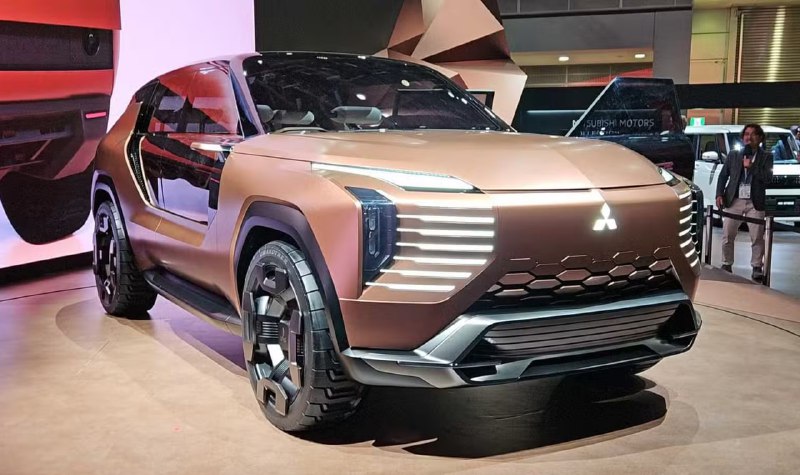 Концепт Mitsubishi Elevance: будущее кроссоверов с электромоторами и ИИ Концепт Mitsubishi Elevance: будущее кроссоверов с электромоторами и ИИ