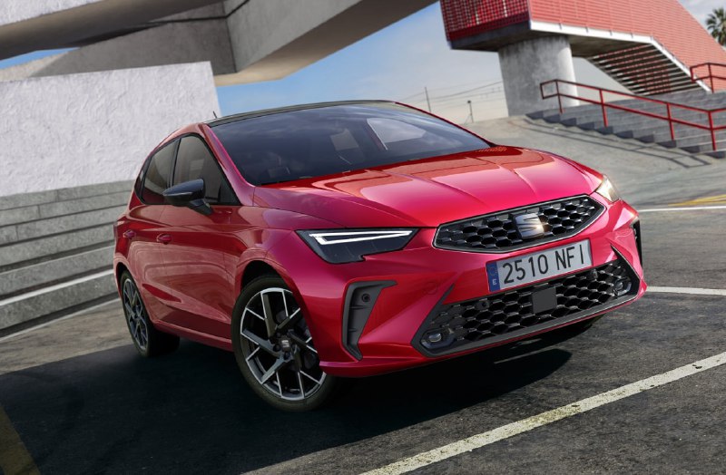 Обновления модели SEAT Ibiza и Arona: новые дизайны и улучшенные характеристики