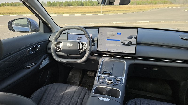 Обзор нового гибридного кроссовера Geely EX5 EM-i: преимущества и особенности Обзор нового гибридного кроссовера Geely EX5 EM-i: преимущества и особенности