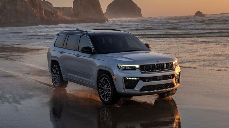 Обновлённый Jeep Grand Cherokee: новый мощный двигатель и современные технологии