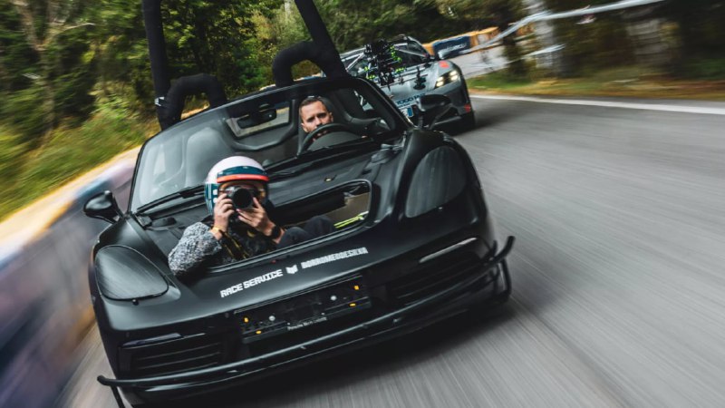 Porsche превратил свой Boxster в профессиональную съемочную машину