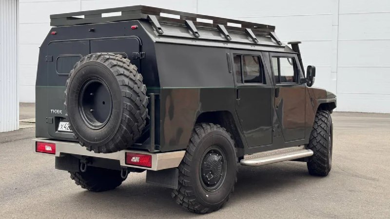 В России представлен почти новый гражданский внедорожник ГАЗ «Тигр» с уникальными характеристиками В России представлен почти новый гражданский внедорожник ГАЗ «Тигр» с уникальными характеристиками