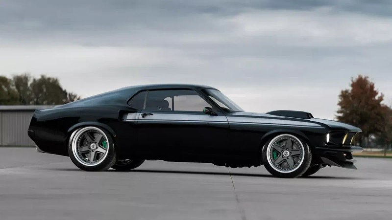 Уникальный рестомод Ford Mustang 1969 с 810-сильным двигателем Уникальный рестомод Ford Mustang 1969 с 810-сильным двигателем