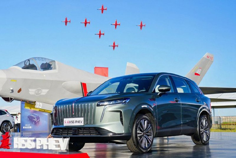 Hongqi HS6 установил мировой рекорд по дальнобойности в гибридном сегменте Hongqi HS6 установил мировой рекорд по дальнобойности в гибридном сегменте