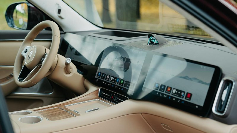 Китайский электрокар AITO M8: инновации и особенности нового бренда
