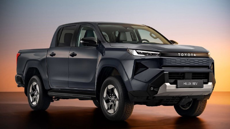 Toyota Hilux переходит на электротягу и сохраняет бензиновые и дизельные версии Toyota Hilux переходит на электротягу и сохраняет бензиновые и дизельные версии
