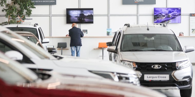 Lada временно приостановила продажу Largus из-за проблем с рулевым управлением Lada временно приостановила продажу Largus из-за проблем с рулевым управлением