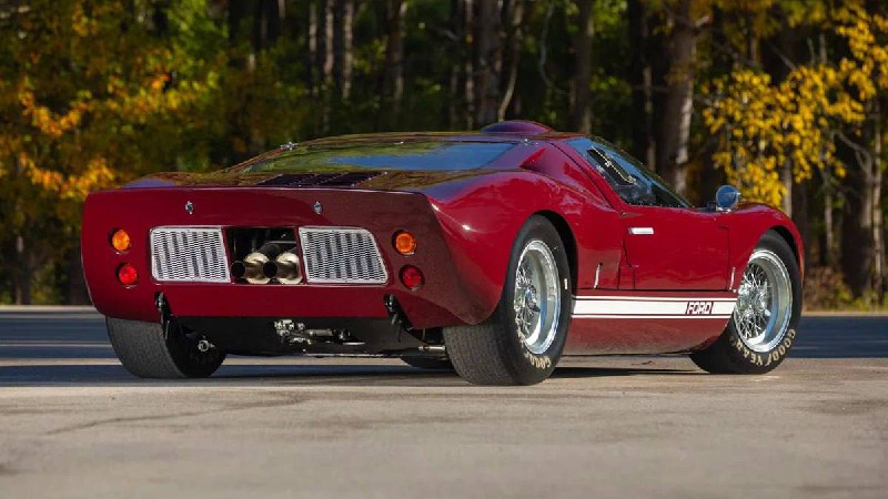 Редкий Ford GT40 MkI с историей принадлежности к Кэрроллу Шелби выставят на аукцион Редкий Ford GT40 MkI с историей принадлежности к Кэрроллу Шелби выставят на аукцион