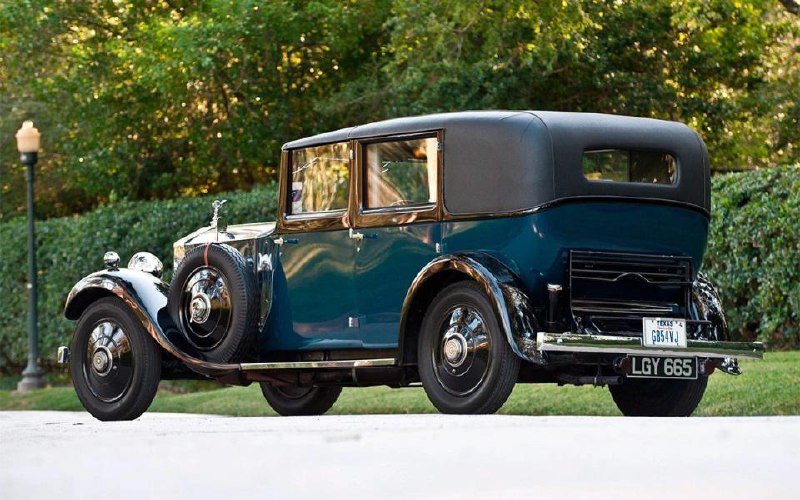 На продажу выставлен редкий 90-летний Rolls-Royce 1935 года На продажу выставлен редкий 90-летний Rolls-Royce 1935 года