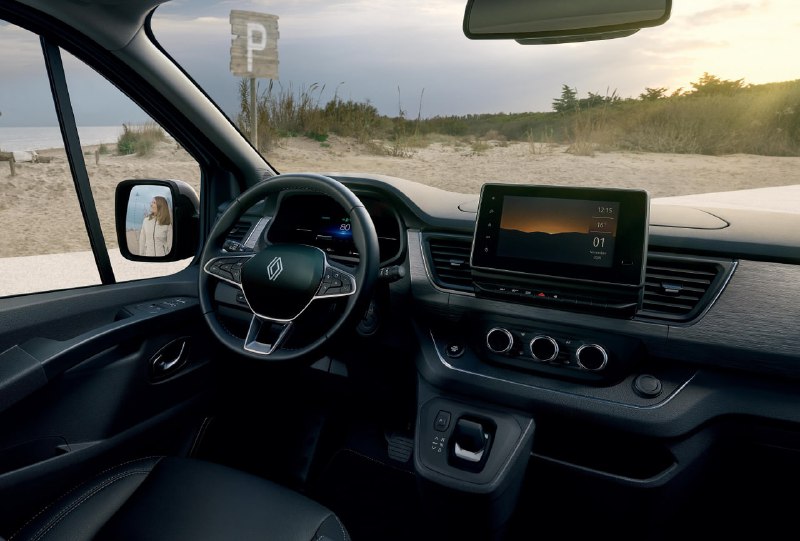 Renault Trafic Escapade: Компактный дом на колесах для двоих Renault Trafic Escapade: Компактный дом на колесах для двоих