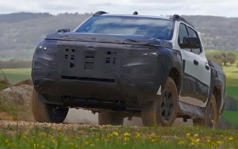 Новый Nissan Navara: мировая премьера 19 ноября в Австралии Новый Nissan Navara: мировая премьера 19 ноября в Австралии