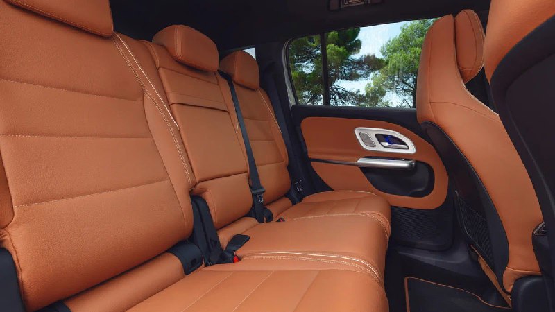 Mercedes-Benz представит новый компактный кроссовер GLB с электрификацией и расширенными возможностями салона Mercedes-Benz представит новый компактный кроссовер GLB с электрификацией и расширенными возможностями салона