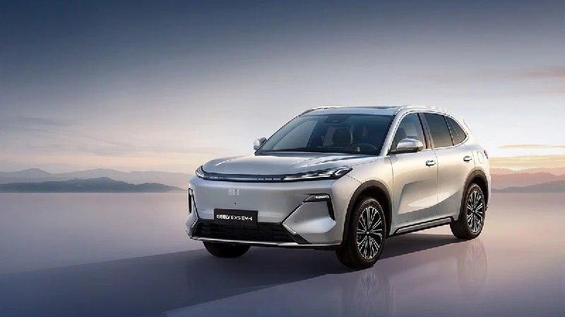 Стоимость гибридного кроссовера Geely EX5 EM-i в России стартует от 3,57 млн рублей Стоимость гибридного кроссовера Geely EX5 EM-i в России стартует от 3,57 млн рублей