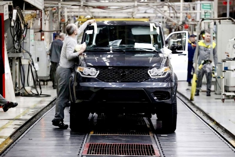 Доля автомобилей локальной сборки в России превысила 50%Из 1,06 млн новых автомобилей, реализованных на российском рынке за последние 10 месяцев, 555 тысяч были локальной сборки.