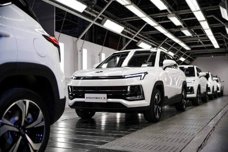 Доля автомобилей локальной сборки в России превысила 50%Из 1,06 млн новых автомобилей, реализованных на российском рынке за последние 10 месяцев, 555 тысяч были локальной сборки.