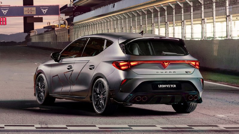Новые версии Cupra Leon с рекордной мощностью и ограниченной серией TCR Новые версии Cupra Leon с рекордной мощностью и ограниченной серией TCR