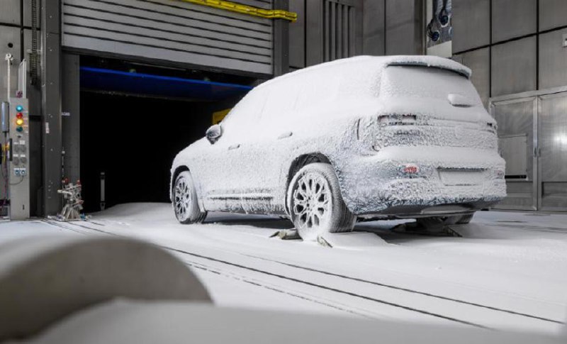 Новый Mercedes-Benz GLB: тесты в экстремальных условиях и электромодель будущего Новый Mercedes-Benz GLB: тесты в экстремальных условиях и электромодель будущего