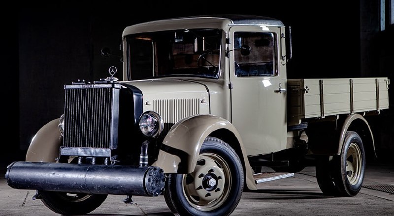 Реставрация редкого грузовика 1937 года на дровах с использованием газогенератора Реставрация редкого грузовика 1937 года на дровах с использованием газогенератора