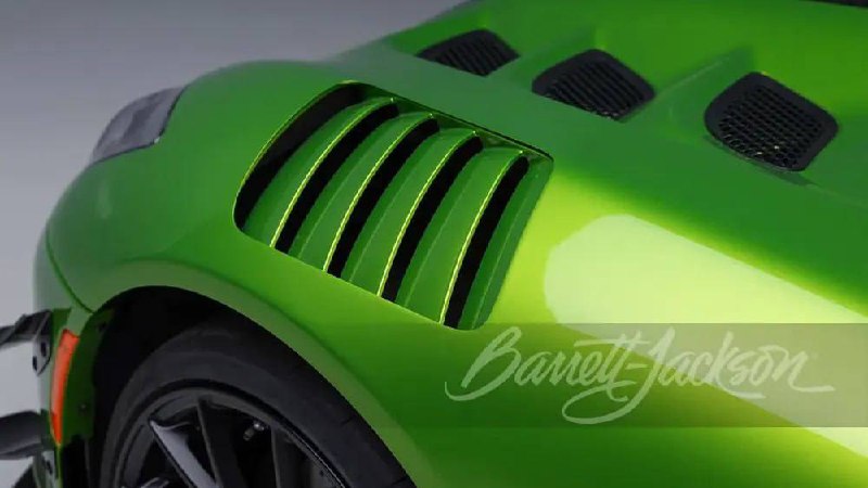 Редчайшая Dodge Viper ACR 2017 с минимальным пробегом выставлена на аукцион