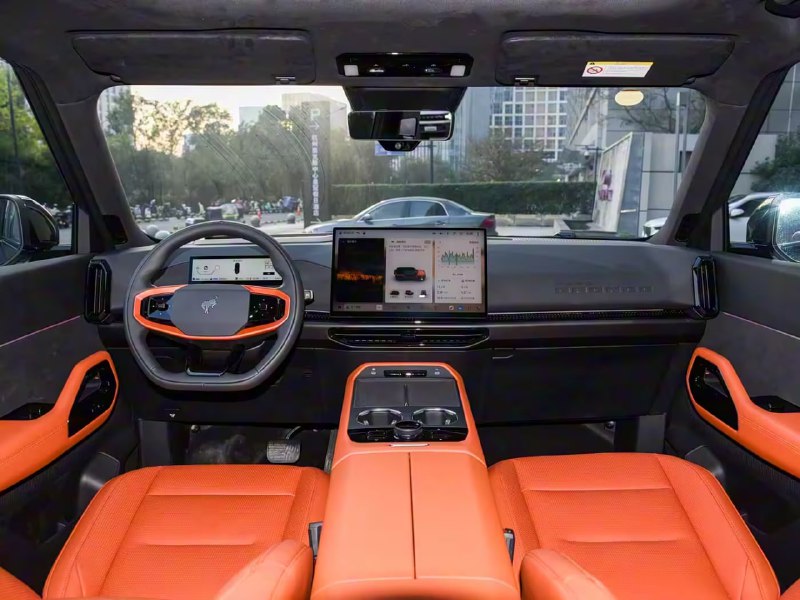 Новый китайский Ford Bronco: крупнейшая модель семейства с электроприводом и гибридом