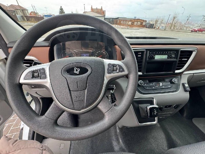 Обновлённый фургон Sollers SF5 получил автоматическую коробку передач и конкурирует с ГАЗель Обновлённый фургон Sollers SF5 получил автоматическую коробку передач и конкурирует с ГАЗель
