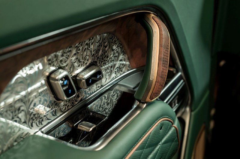 Эксклюзивный охотничий внедорожник на базе Range Rover от Overfinch и Holland & Holland Эксклюзивный охотничий внедорожник на базе Range Rover от Overfinch и Holland & Holland