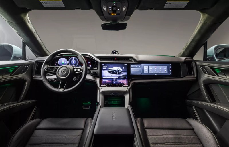 Новый электрокроссовер Porsche Cayenne с рекордным запасом хода и передовыми технологиями