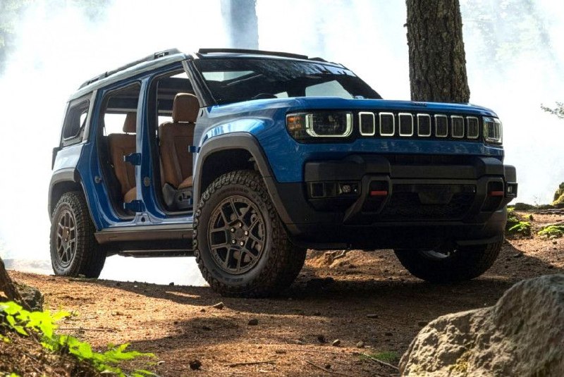 Представлен электрический внедорожник Jeep ReconТри года назад компания Jeep анонсировала сразу три новые электрические модели, которые, как тогда казалось, призваны обеспечить марке светлое батарейное будущее.