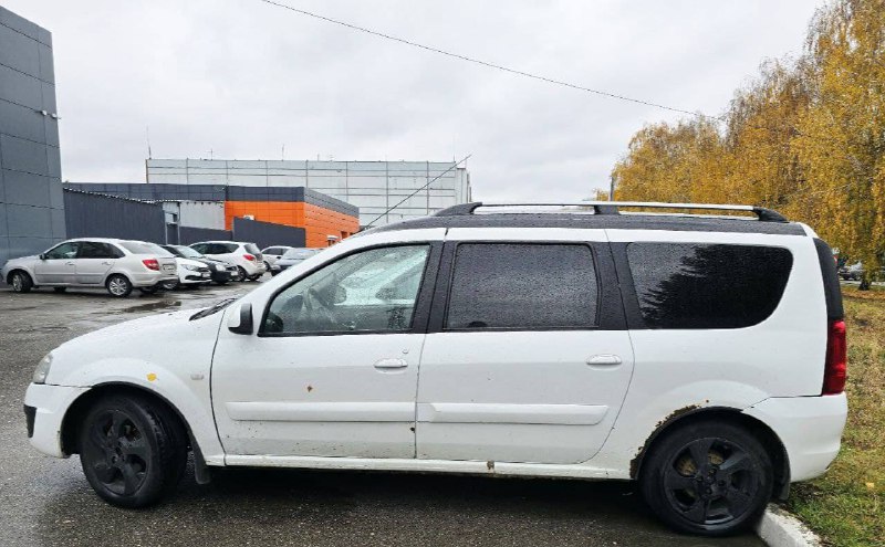 Редкий экземпляр Lada Largus VIP: ограниченная серия для руководства АвтоВАЗа Редкий экземпляр Lada Largus VIP: ограниченная серия для руководства АвтоВАЗа